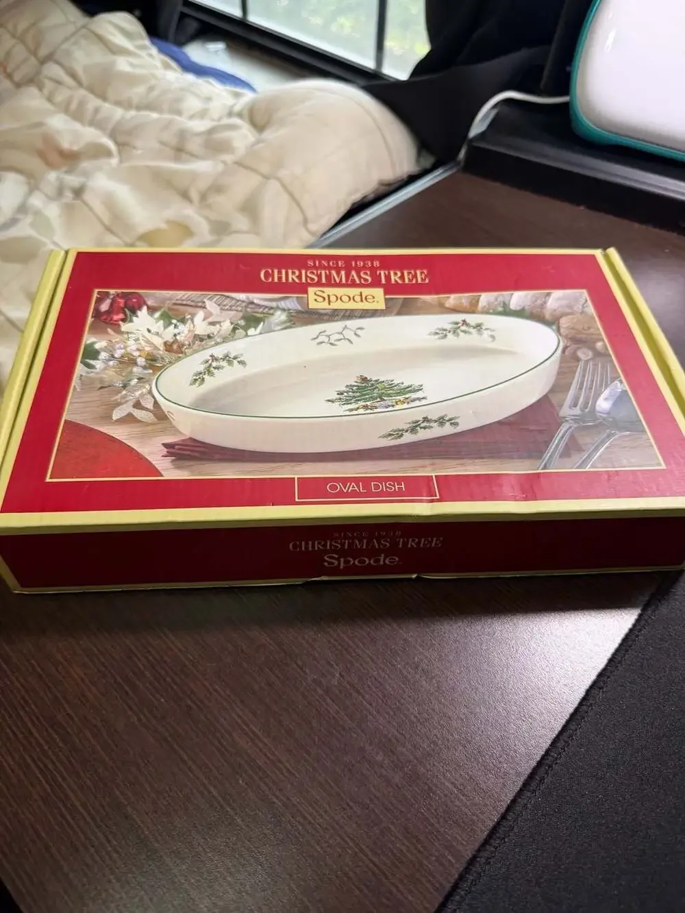 Spode Christmas Tree Collection Oval Baking Dish
